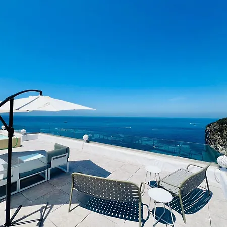 Willa Luxury - La Balena Blu *